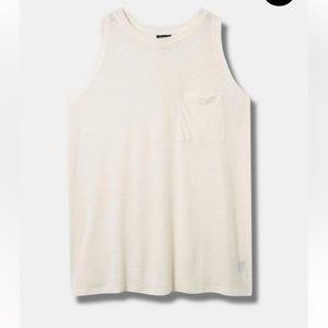 Torrid Light Weight Linen Blend Crew Neck Pocket Tank